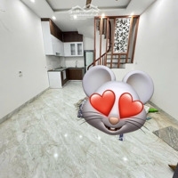 Cần Bán Gấp Nhà Đẹp Rẻ Vĩnhhưng Diện Tích: 30M2, 5 Tầng, Mặt Tiền 4M Hoàngmai Hànội Giá Bán 5.62 Tỷ