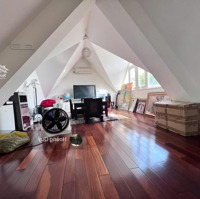 Bán Gấp Lk Làng Việt Kiều Châu Âu 76.5M2* 5 Tầng Hoàn Thiện Đẹp Vỉa Hè Rộng View Gần Hồ Chỉ 21.8 Tỷ