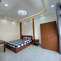 Bán nhà hẻm xe hơi Âu Dương Lân Quận 8, DT 42m2, 2 tầng, 3PN, Giá chỉ 3.2 tỷ chủ gấp bán trước tết