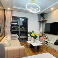 Cho Thuê Căn Hộ 2 Phòng Ngủ 1 Vệ Sinh62M2, 11 Triệu Tại 155 Nguyễn Chí Thanh, Q5, Nhà Đẹp Dễ Thuê, Liên Hệ: 0934 144 525