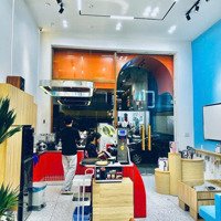 Mặt Phố Nguyễn Thị Minh Khai 76M2 Đang Cho Thuê 45 Triệu/Th Giá Cực Kỳ Tốt Để Đầu Tư