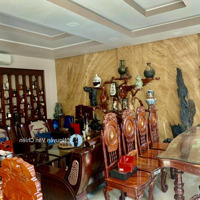 Bán Nhà Nha Trang 4 Tầng Mặt Tiền Hoàng Văn Thụ 2 Mặt Đường Trước Sau Giá Bán 29,5 Tỷ