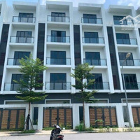 Lièn Kề Phú Diễn Mặt Đường Hoàng Quốc Việt Kéo Dài Giá Bán 25 Tỷ Liên Hệ: 0966117833