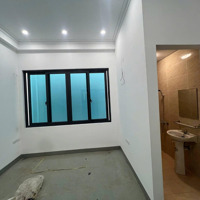 Bán Nhà Riêng Tại Thị Trấn Quang Minh, 4,4 Tỷ, 65M2, 4 Phòng Ngủ 3 Vệ Sinh View Đẹp, Chính Chủ
