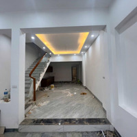 Bán Nhà Riêng Tại Thị Trấn Quang Minh, 4,4 Tỷ, 65M2, 4 Phòng Ngủ 3 Vệ Sinh View Đẹp, Chính Chủ