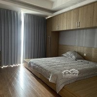 Cho Thuê Căn Hộ Azura Tầng 18 View Cầu Sông Hàn ! Sơn Trà !Diện Tích200M . 3 Phòng Ngủ3Tolet ! Khu Không Gi
