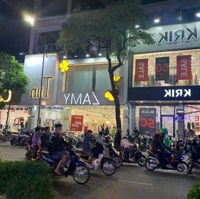 Cho Thuê Nhà Mặt Phố Cầu Giấy, Mặt Tiền 6M, Diện Tích Sd 240 M2, Hàng Hiếm Tại Đẹp, Nhiều Tiện Ích