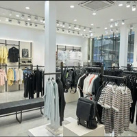 Cho Thuê Nhà Mặt Phố Cầu Giấy, Mặt Tiền 6M, Diện Tích Sd 240 M2, Hàng Hiếm Tại Đẹp, Nhiều Tiện Ích