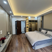 Bán Nr Đẹp Tại Xuân La, 7,95 Tỷ, 31M2, 3 Phòng Ngủ 4 Vệ Sinh 5 Tầng, Full Nội Thất