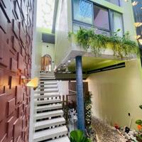 Cần bán nhà 2 tầng MT KD đường Võ Duy Dương, quận Liên chiểu, giá sập sàn chỉ hơn 5 tỷ.