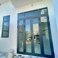 Bán gấp căn nhà cấp 4, SHR, ngay Thị Trấn Củ Chi, Giá 1 tỷ 350.
