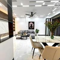 Phải thật nhanh Hoàng Liên 35.2m2-5 tầng, ô tô, NT đẹp ở ngay, 5.48 tỷ