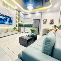 Bán Nhà Phố Đội Cấn - Nhà Đẹp - Vip Ba Đình - Thoáng Trước Sau - Full Nội Thất - 5 Tầng - 6,68 Tỷ.