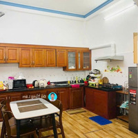 Cần Bán 42,3M2 Nhà 4 Tầng Khu Tđc Giang Biên. Đường Phân Lô Bàn Cờ, Bạt Ngàn Tiện Ích