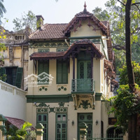 Bán Đất 170M2 Đất Tặng Nhà 3 Tầng Đường An Dương Vương Quận Tây Hồ, Căn Góc Sổ Đỏ Vuông Đẹp.