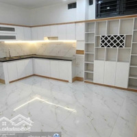 Mặt Tiền Kinh Doanh 100M2 Ngang 4,5M. Có 2 Tầng Vừa Ở Vừa Kinh Doanh Giá Nhỉnh 7 Tỷ