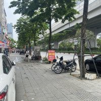 Bán Mặt Phố Tại Phạm Văn Đồng, 52 Tỷ, 130M2, Chính Chủ, Giá Đầu Tư.