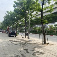 Bán Mặt Phố Tại Phạm Văn Đồng, 52 Tỷ, 130M2, Chính Chủ, Giá Đầu Tư.