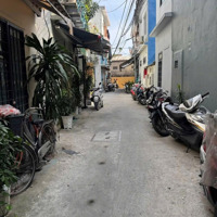Bán Nhà 2 Tầng Kiệt 338 Phan Châu Trinh Q Hải Châu Diện Tích: 53M Dtsd:106M
Gồm 3 Phòng Ngủ2Wc