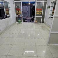 Mặt Tiền nhựa hẻm thông - Giá 1 tỷ 200 - DT 60,9m2 - Gần Chợ Bình Chánh !
