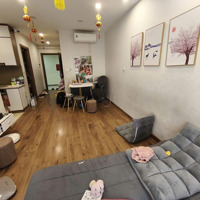 Chính Chủ Bán Căn 56M2 Giá Bán 4,05 Tỷ. Sổ Đỏ: Chung Cư Hud3 Nguyễn Đức Cảnh. Liên Hệ: 0913812027