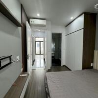 Cho thuê nguyên căn 5 phòng ngủ giá chỉ 28 triệu tại Vinhomes Marina
