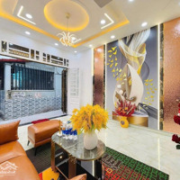 Cô Hai Bán Gấp Nhà Định Cư! Đường Cư Xá Đồng Tiến Phường 14 Quận 10, Diện Tích: 36M2/ 3.050 Tỷ,Hẽm Xe Hơi