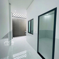 Bán Nhà 1 Trệt 1 Lầu Full Thổ Cư Đường Nhựa 12M Giá Chỉ 2Tỷ 880 Triệuiệu