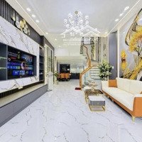 Chuyển Công Tác Bán Nhà Gần Công Viên Lê Văn Tám Giá Bán 3Tỷ980 Đ.trương Quyền - P.võ Thị Sáu - Q.3