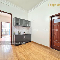 Cho Thuê Nhà Trọ Studio/ 1 Phòng Ngủmới 100% Ban Công, Thang Máy Ngay Ngã Tư Bảy Hiền, Chợ Hoàng Hoa Thám