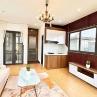 Nhà Đẹp Dòng Tiền, Đường Láng, Đống Đa 75 m, 7 tầng, mt 4.6m, giá 18.5 tỷ.