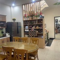 Nhà 3 Tầng Mặt Tiền Đường 5M5 Cách Biển 200M-Sát Đường Nguyễn Sinh Sắc