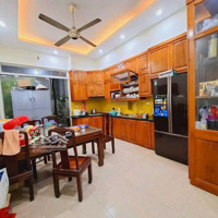 Bán Nhà 5 Tầng - Khu Dv Man Bồi, Ngay Ngã Ba Ba La -Diện Tích50M, Gần Đh Đại Nam. Giá Bán 11,3 Tỷ