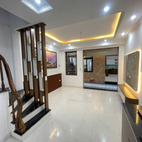 Nhà Trung Tâm Xã Kim Chung, Hoài Đức 31Mx4.5 Tầng, 15M Ra Ô Tô, 40M Ra Ô Tô Tránh Nhau Chỉ 4,6 Tỷ