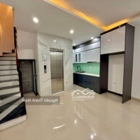 Đầu 10 Tỷ 45M - 5 Tầng Thang Máy - Lô Góc - 2 Thoáng Vĩnh Viễn Vài Bước Chân Ra Phố Kim Mã