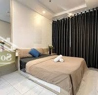 Cần Bán Chung Cư Oriental Plaza, 107M2, 3 Phòng Ngủ Bán: 4 Tỉ, Liên Hệ: 0906.678.758