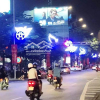 Bán Mảnh Đất Vàng Mặt Phố Nguyễn Trãi, Kinh Doanh Sầm Uất, Dòng Tiền Đỉnh, 420M, 79 Tỷ