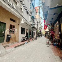 Bán Nhà Trần Quốc Hoàn, 42M2,5T, Nhà 2 Mặt Ngõ Đều Ôtô Tránh Vào Nhà, Kd, Sát Trường Sư Phạm,13 Tỷ.