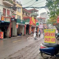 Văn Quán Mặt Phố -Kinh Doanh Sầm Uất - Mặt Tiền Rộng
 Diện Tích: 75M * 5T*Mặt Tiền* 4.5M.
Vị Trí Kinh Doanh.