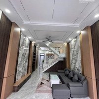 Nhà 1 Lầu Hẻm Xe Hơi 6M Khu Vip Gần Ngã Tư Ga. Diện Tích: . 4M X 15M . Full Nội Thất Cao Cấp. 3 Phòng Ngủ