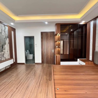 Bán Gấp Nhà Khương Đình Thanh Xuân - 40M2 6 Tầng Thang Máy - Xách Vali Là Ở - 100M Thẳng Ra Ô Tô.