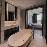 The Crest - Metropole: Cho Thuê Căn Góc 2 Phòng Ngủ Giá Tốt View Landmark 81