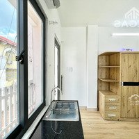 Cho Thuê Căn Hộ Bancong 2 Cửa Sổ Lớn - Gần Hoàng Sa, Nguyễn Văn Thủ - Quận 1