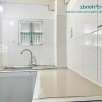 Phòng Trọ Có Gác Dành Cho Sv, Sát Đh Hutech, Ngoại Thương, Kinh Tế - Ngã Tư Hàng Xanh