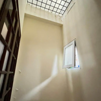 Bán Nhà Riêng Tại Tôn Thất Tùng, 25 Tỷ, 80M2, 5 Phòng Ngủ 4 Vệ Sinh 4 Tầng