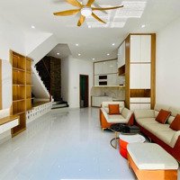 Cần Tiền Bán Gấp Nhà Nguyễn Đình Chiểu-P5-Q3, Gần Chợ Vườn Chuối. 3Tỷ820/79M2 Đang Cho Thuê 25 Triệuiệu