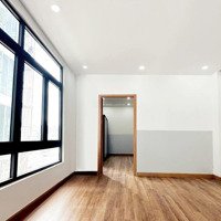 Cho Thuê Căn Góc Mặt Tiền 123 Đỗ Xuân Hợp Q9