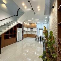 NHÀ ĐẸP 1 TRỆT 2 LẦU CÓ SÂN THƯỢNG KDC PHÚ AN
