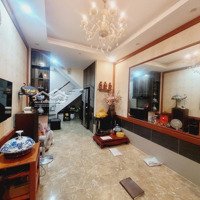 Nhà Đẹp Tôn Đức Thắng - Sát Phố - 2 Thoáng - Phân Lô - Ở Sướng