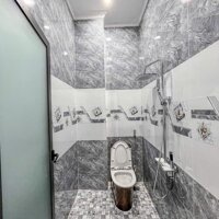 Nhà trệt 2 lầu xây mới - Kế chợ An Khánh và gần Đại Học Y Dược Cần Thơ